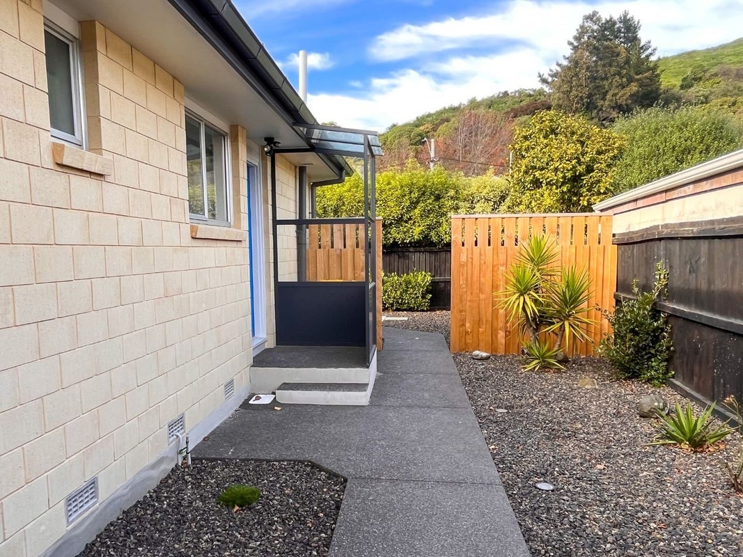 2/7 Hilldale Place, Hillsborough, Christchurch - Carousel 1
