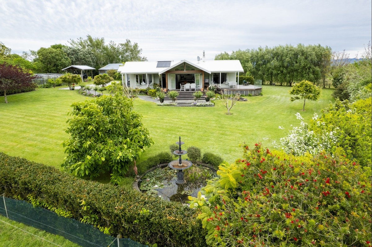 111A Glenelg Road, Makauri, Gisborne - Carousel 1