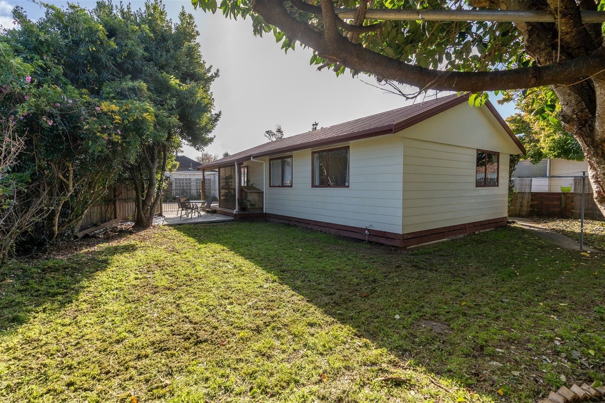 3A Williams Place, Fairfield, Hamilton - Carousel 11