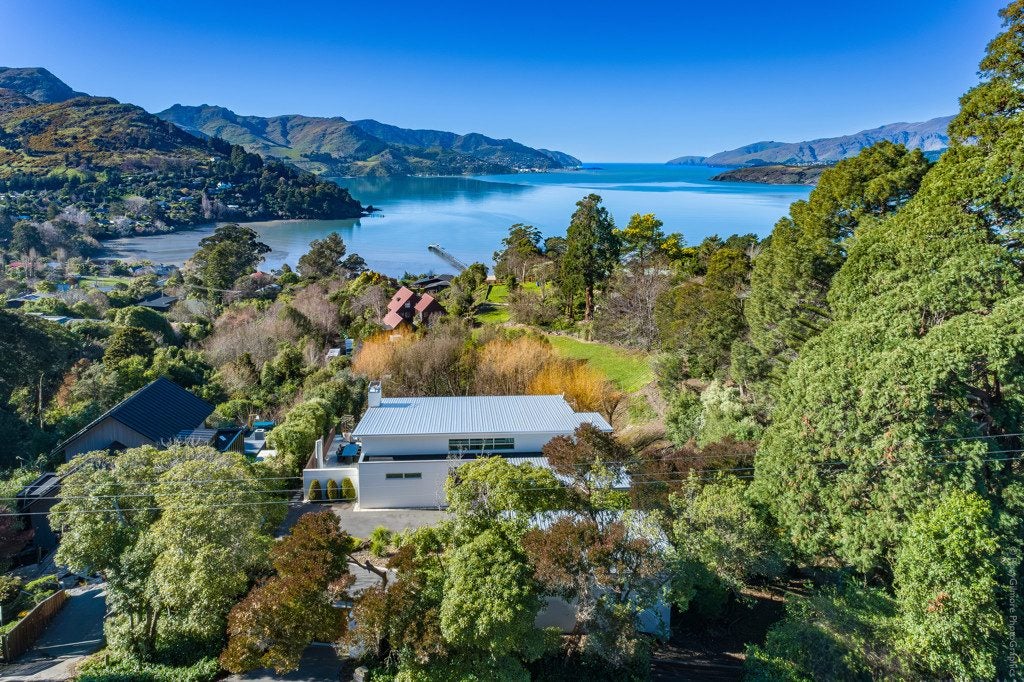 115 Main Road, Governors Bay, Lyttelton - Carousel 26