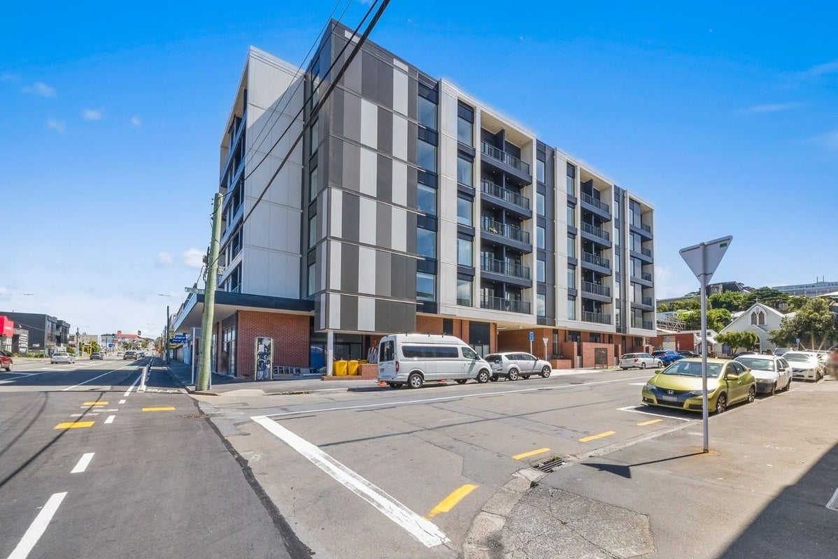 102/21 King Street, Mount Cook, Wellington - Carousel 1