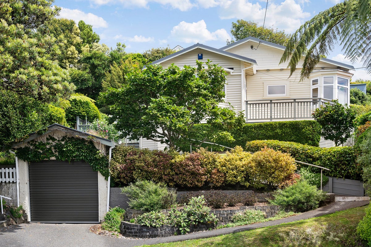 56 Kano Street, Karori, Wellington - Carousel 2