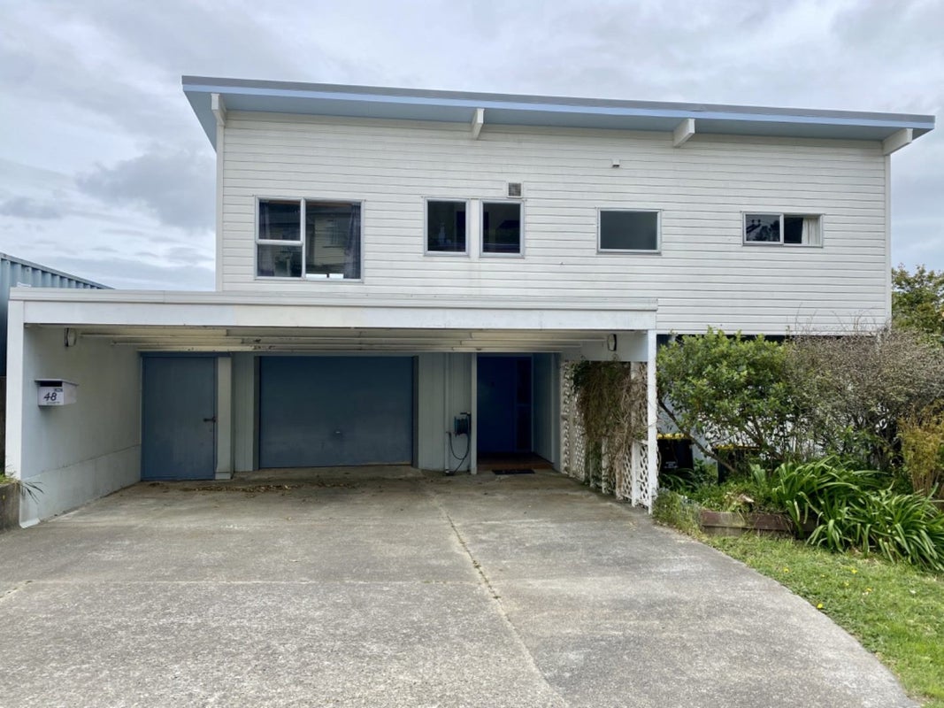 48 Chesterton Street, Johnsonville, Wellington - Carousel 1