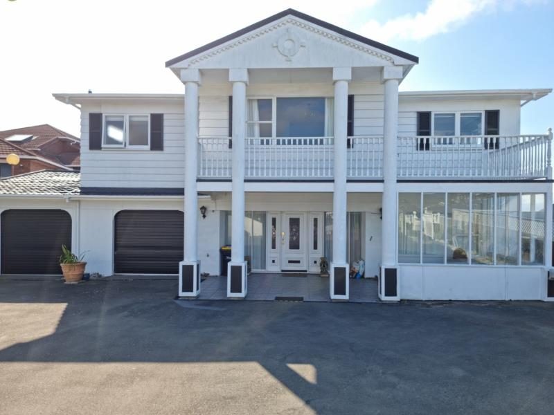 29 Rama Crescent, Khandallah, Wellington - Carousel 2