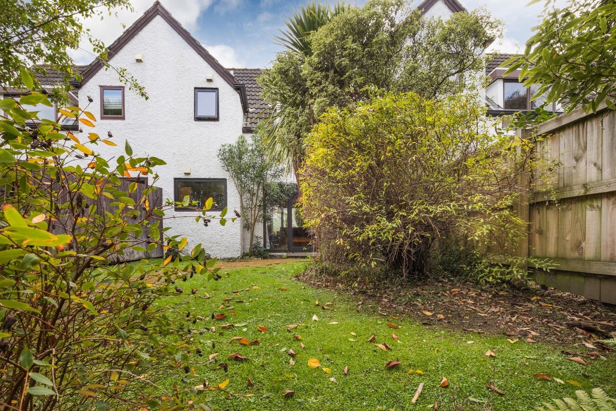 49 Manuka Street, Hokowhitu, Palmerston North - Carousel 2
