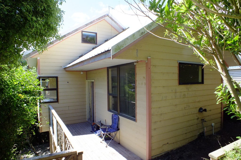56 Gordon Road, Plimmerton, Porirua - Carousel 1