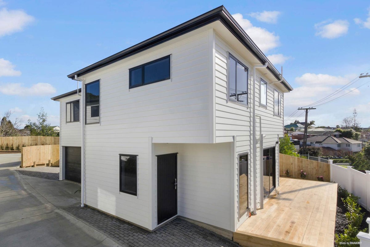 15C Windermere Crescent, Blockhouse Bay, Auckland - Carousel 2