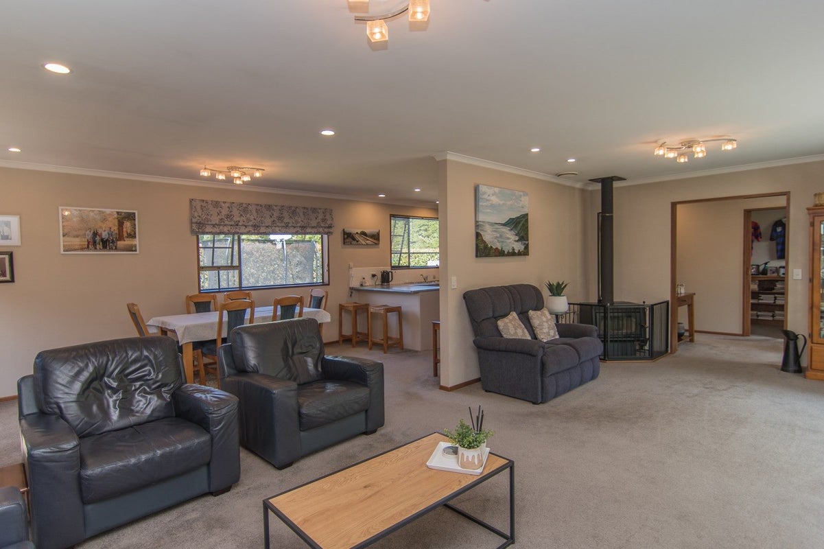 32 Kerrytown Road, Levels, Timaru - Carousel 2