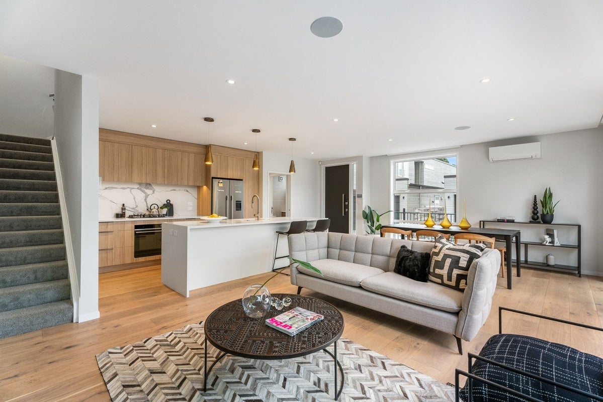 24D Riverview Road, Panmure, Auckland - Carousel 2