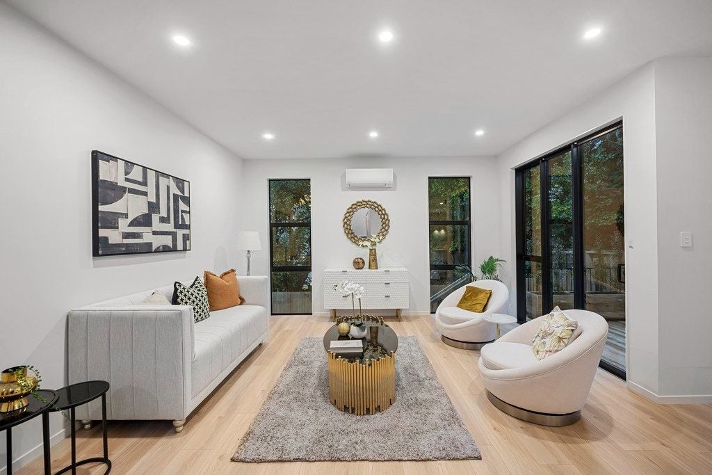 296D East Coast Road, Forrest Hill, Auckland - Carousel 2