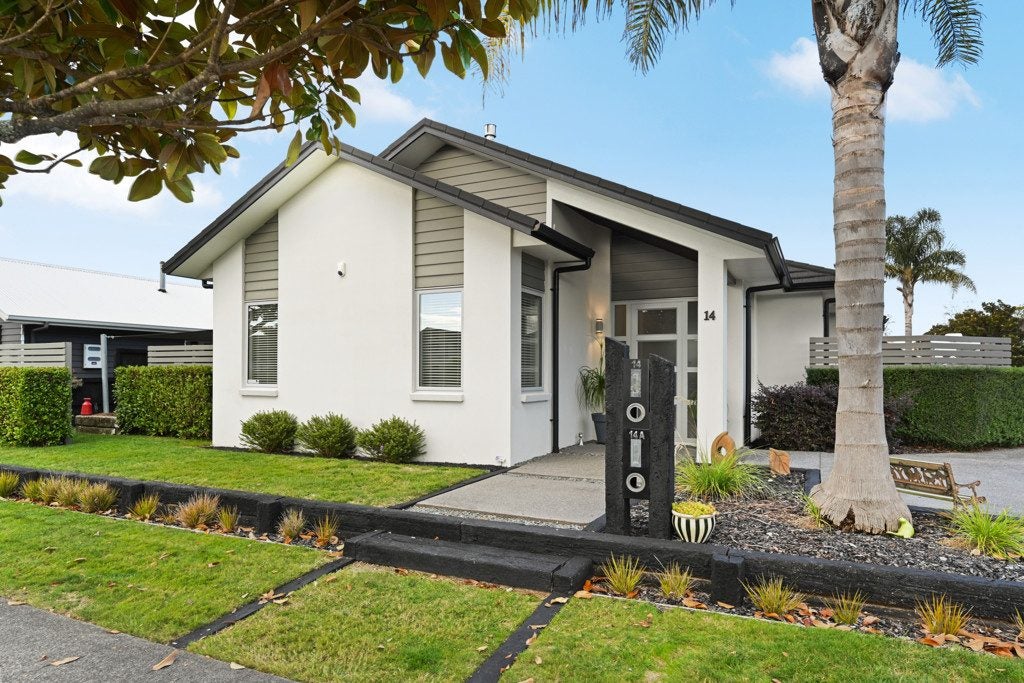 14 Te Huia Drive, Flagstaff, Hamilton - Carousel 2