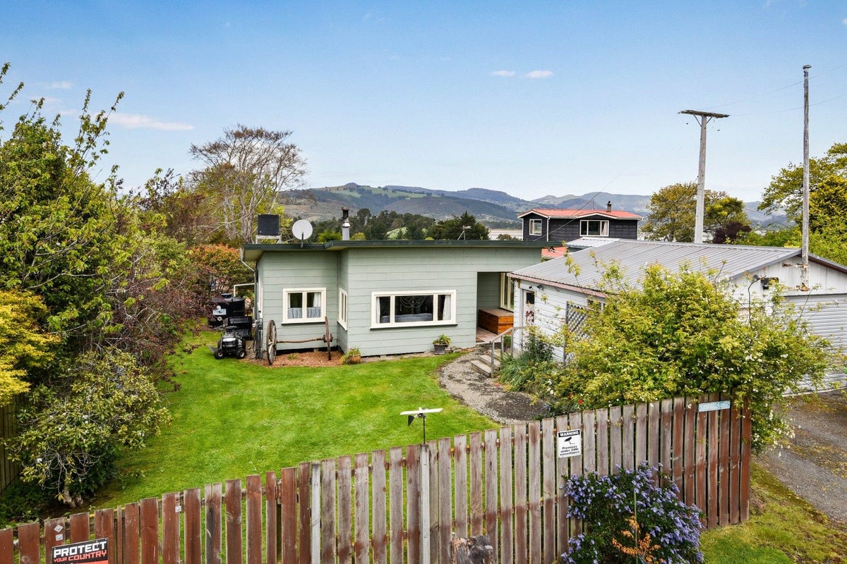 6 The Terrace, Warrington, Waikouaiti - Carousel 29