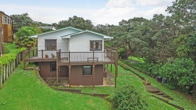 27 Jackson Crescent, Mahurangi East, Warkworth - Carousel 1