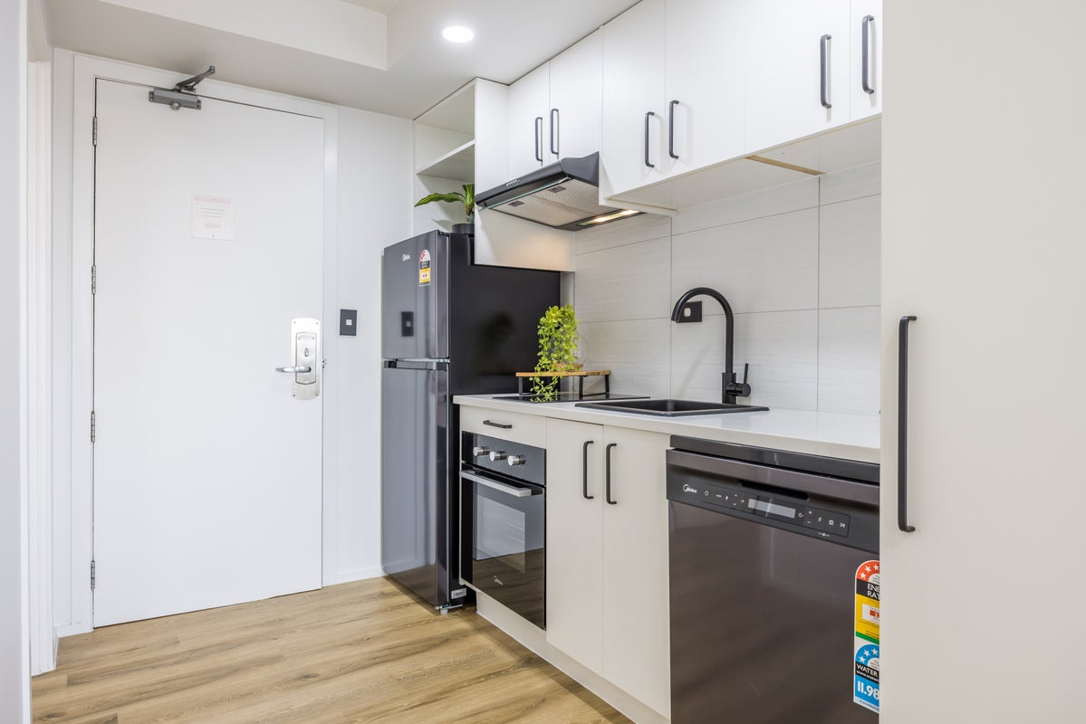 13C/2 Eden Crescent, Auckland Central, Auckland - Carousel 2