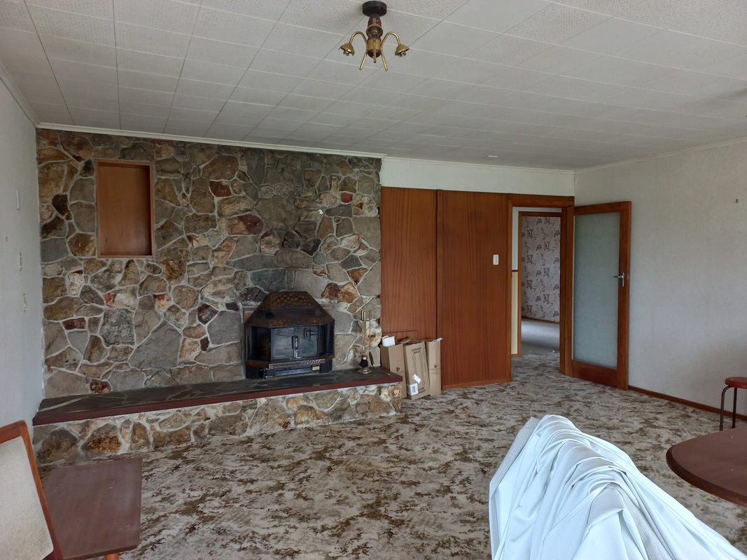 2128 Buckland Road, Buckland - Carousel 2