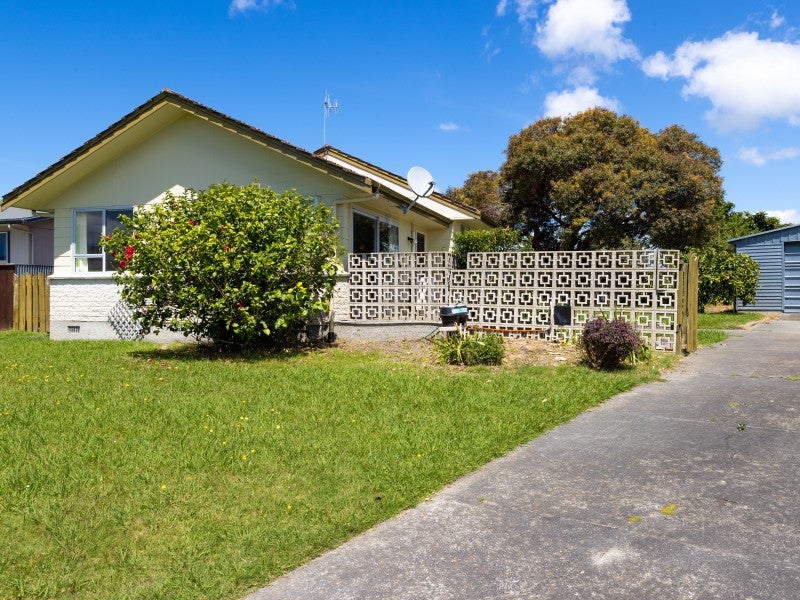 30 Shortland Street, Tamatea, Napier - Carousel 24
