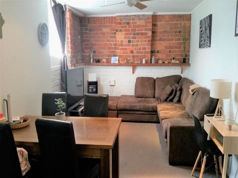 1 Gaede Terrace, Sunnyvale, Auckland - Carousel 1