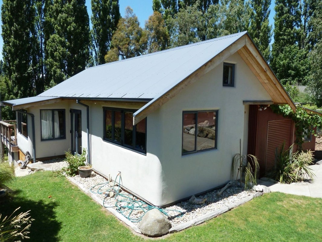 60 Lagoon Avenue, Albert Town, Wanaka - Carousel 2