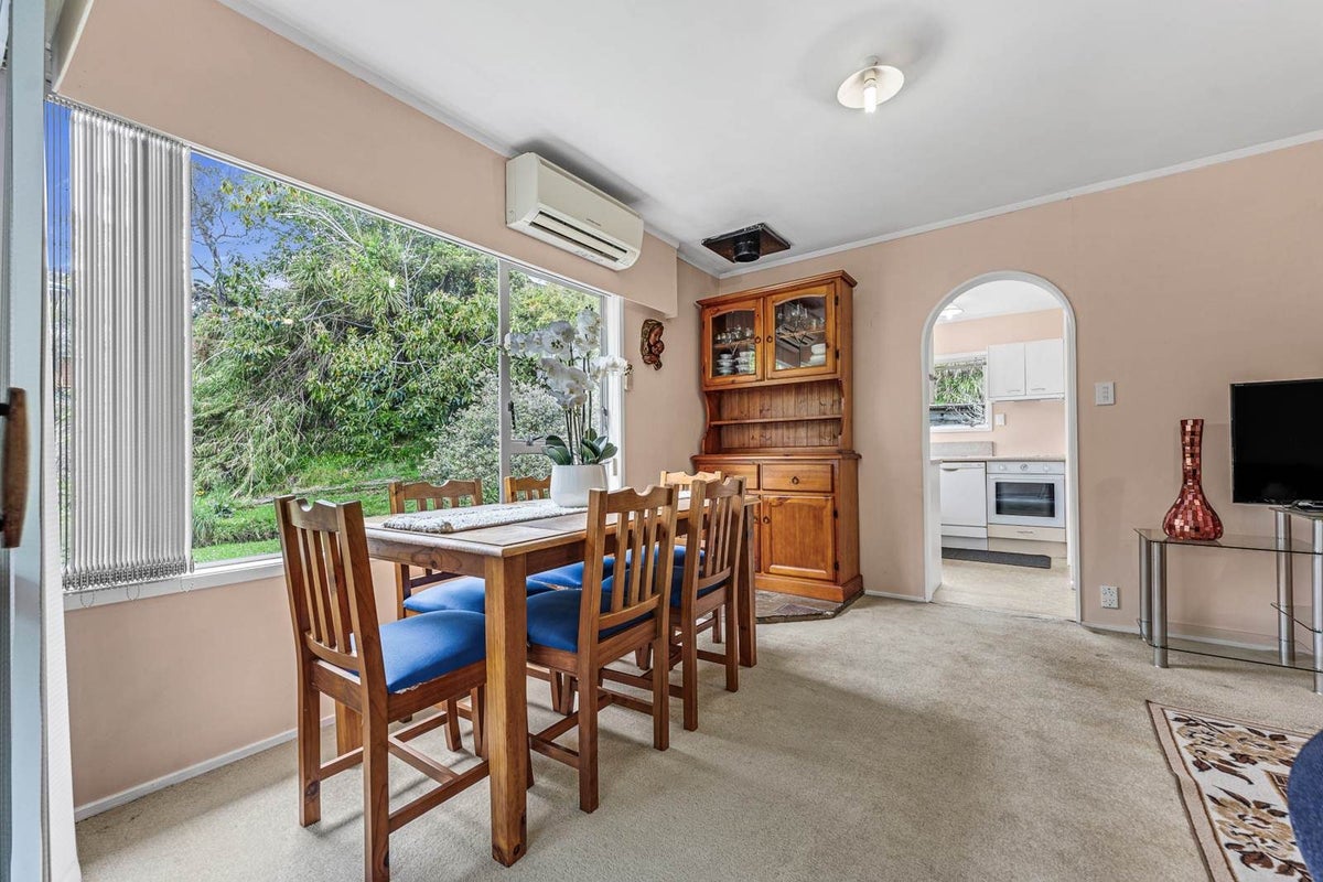 2/19 Capilano Place, Glenfield, Auckland - Carousel 1