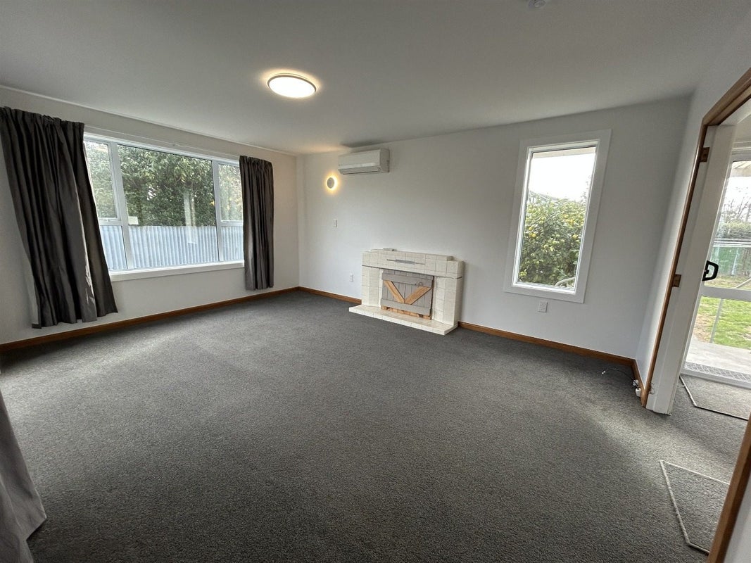36 Skerten Avenue, Hornby, Christchurch - Carousel 2