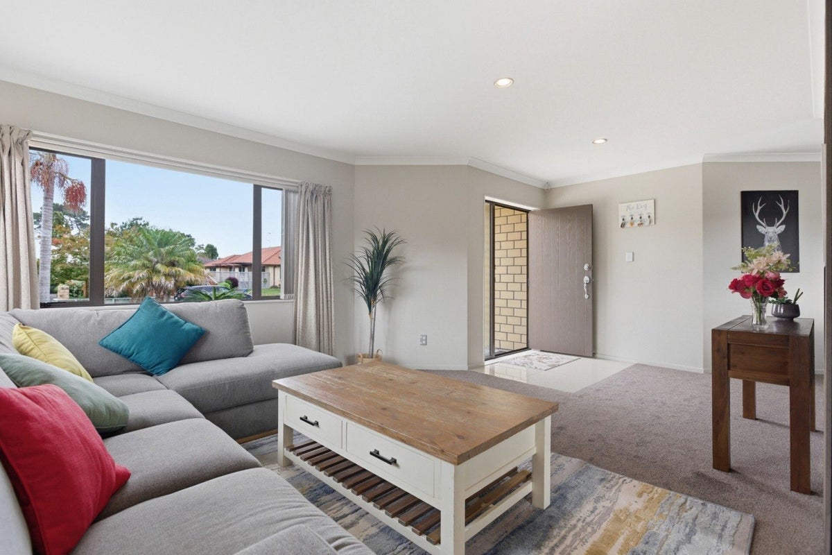 9 Kereru Place, Pyes Pa, Tauranga - Carousel 2