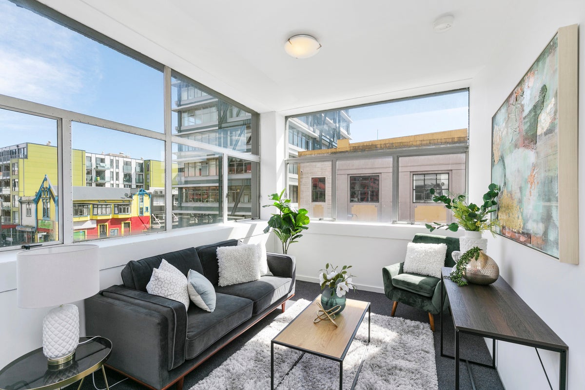 302/115 Vivian Street, Te Aro, Wellington - Carousel 2