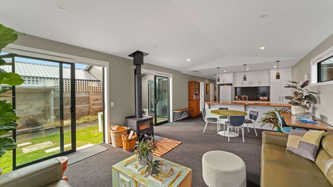 19 Sponge Bay Road, Tamarau, Gisborne - Carousel 1