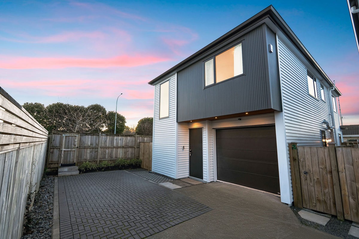5B Notre Dame Way, Albany, North Shore City, Auckland - Carousel 2