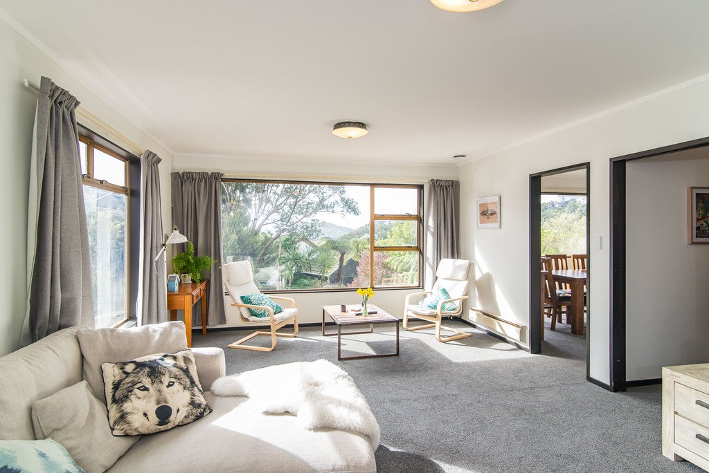 28 Lynmouth Avenue, Karori, Wellington - Carousel 2