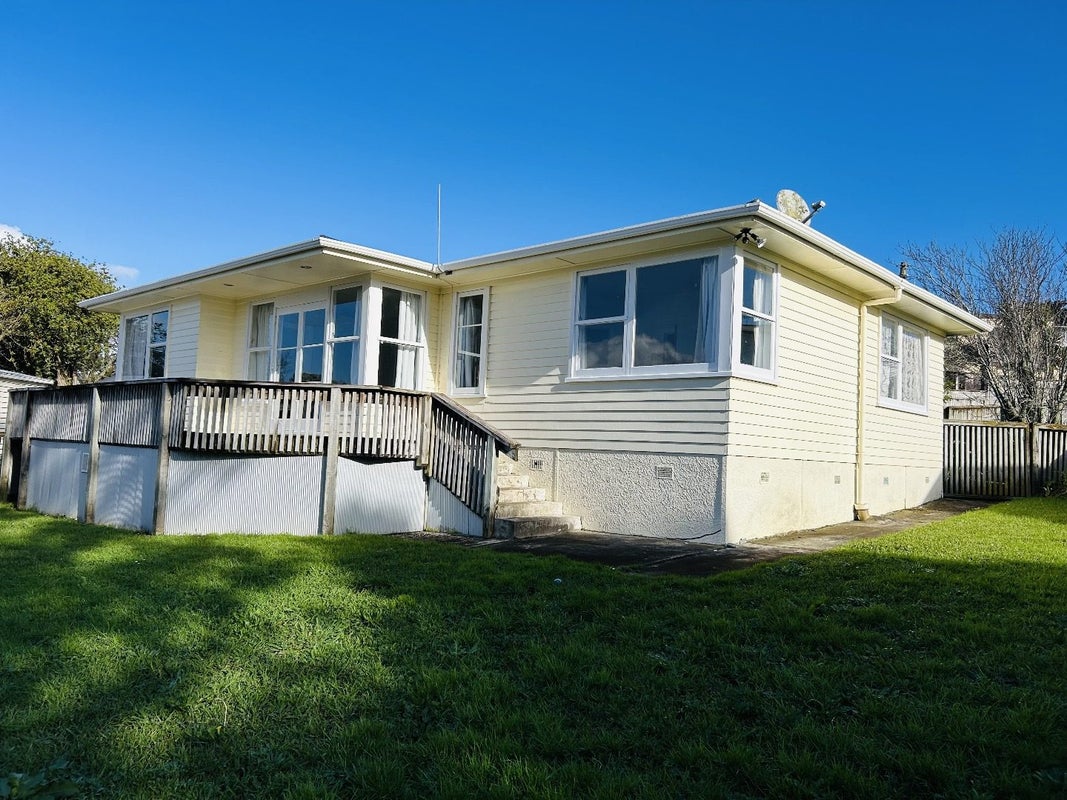 156 Astley Avenue, New Lynn, Auckland - Carousel 1