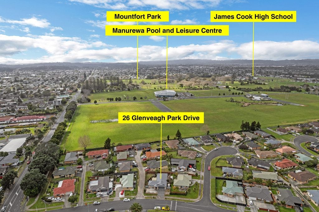 26 Glenveagh Park Drive, Weymouth, Auckland - Carousel 32
