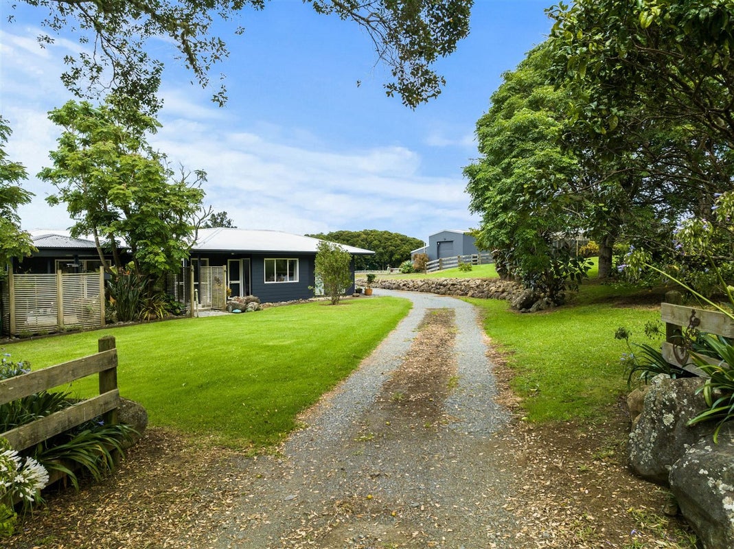 155 Nisbet Road, Whangarei - Carousel 1
