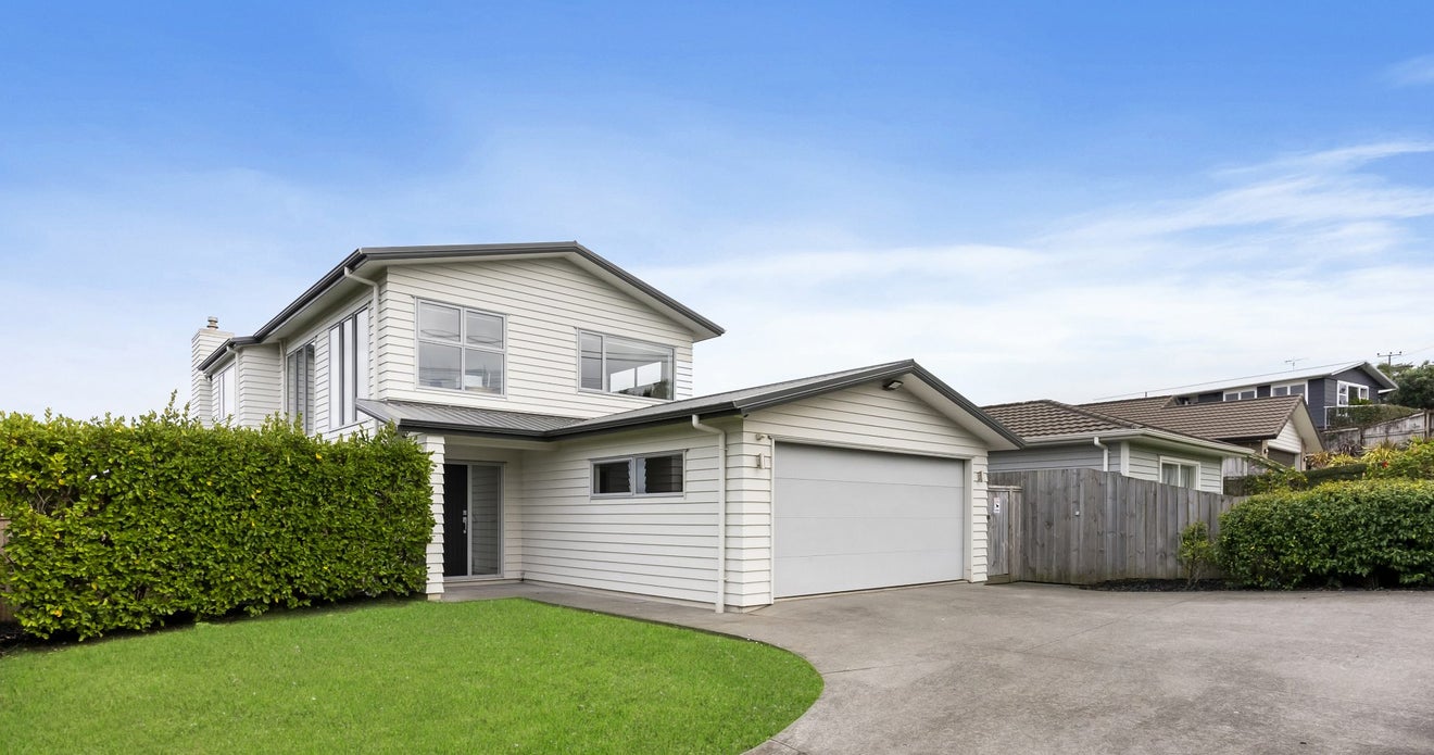 135 Vipond Road, Stanmore Bay, Whangaparaoa - Carousel 1