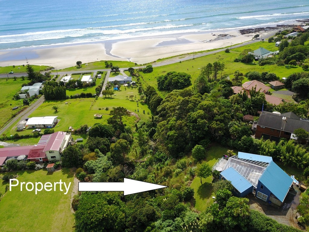 10 Highfields, Ahipara, Kaitaia - Carousel 2
