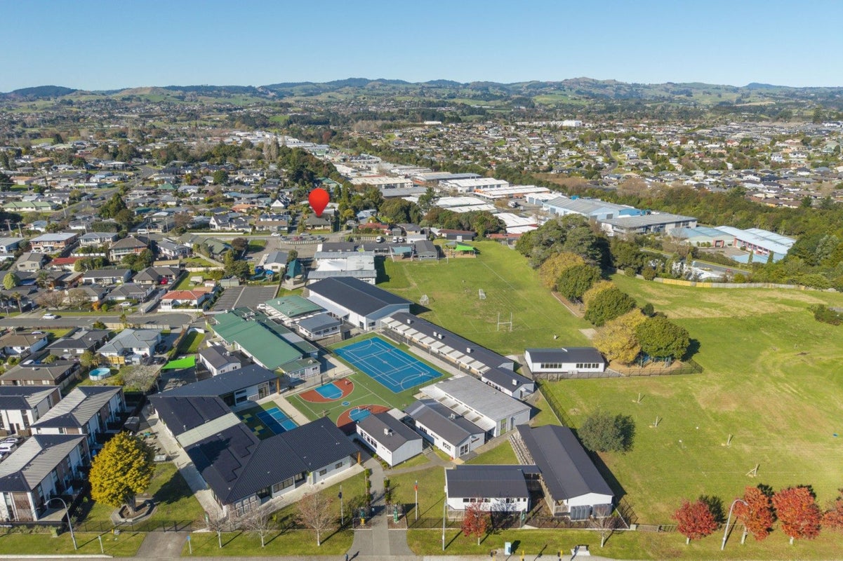 9/24 Sinclair Street, Greerton, Tauranga - Carousel 26