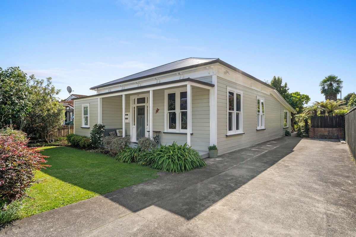 89 Cambria Street, The Wood, Nelson - Carousel 2