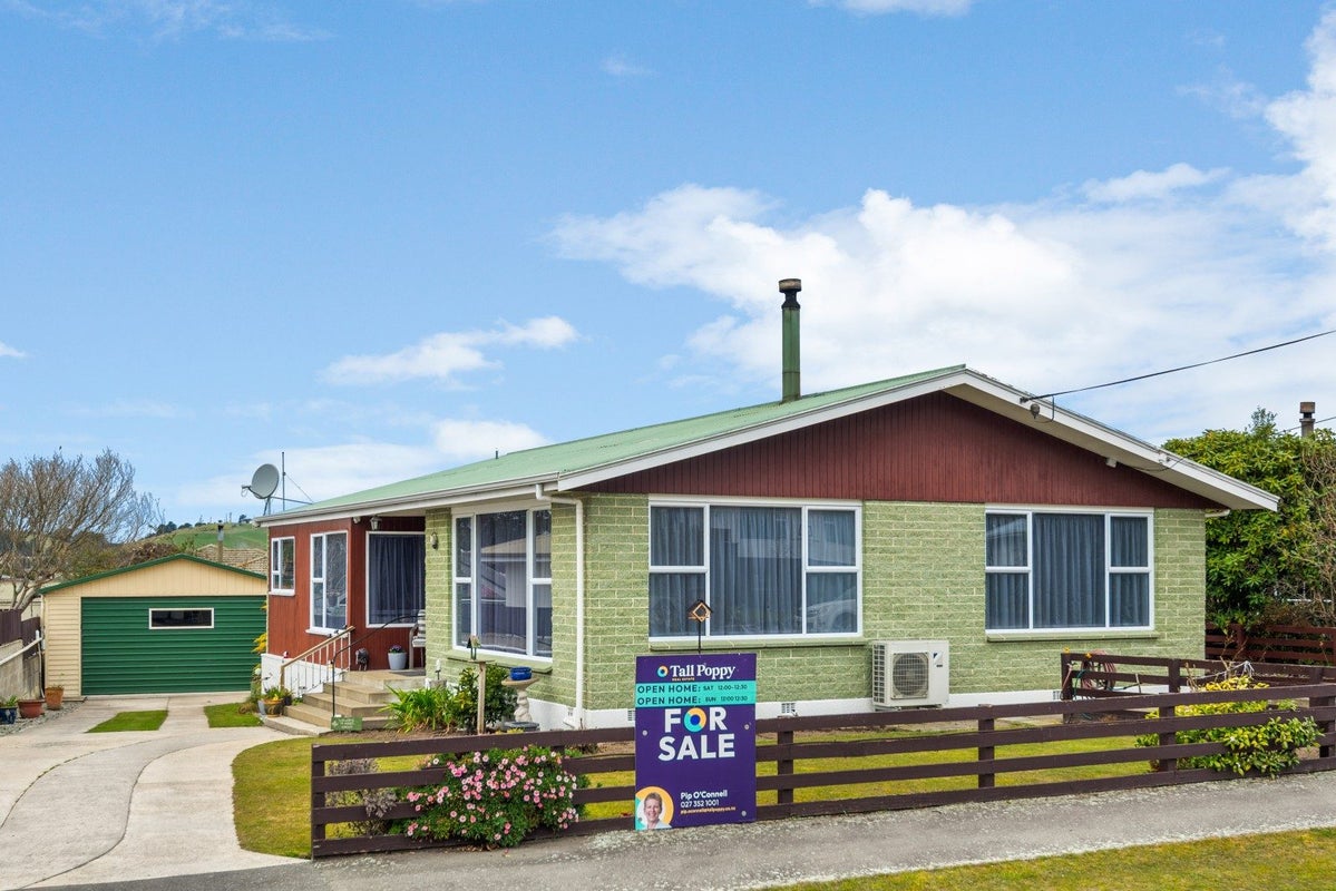 11 Glendale Crescent, Holmes Hill, Oamaru - Carousel 1