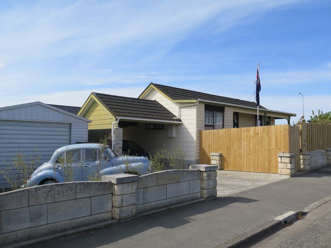 22 Buchanan Street, Parkside, Timaru - Carousel 2