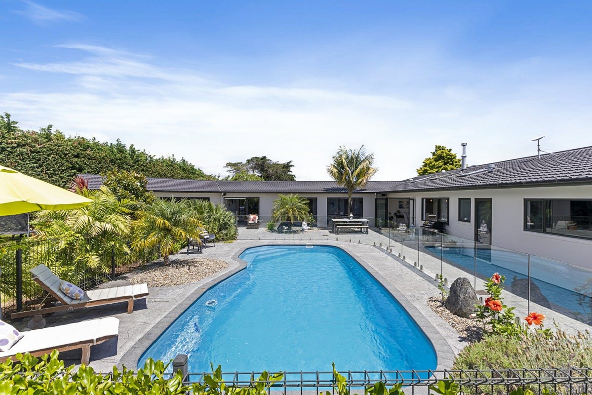85 Whitford-Maraetai Road, Howick - Carousel 1