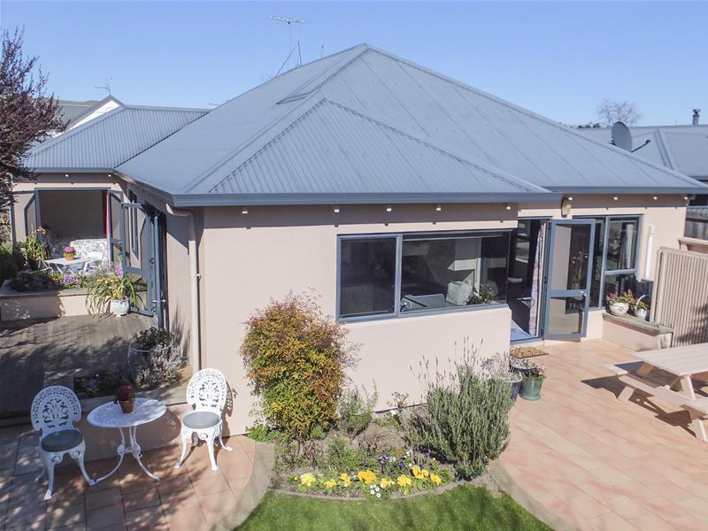 21A Westhaven Place, Redwoodtown, Blenheim - Carousel 1