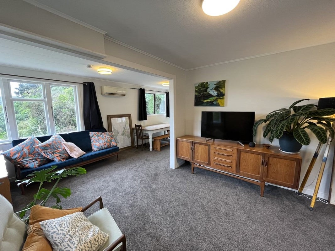 5 Kiriwai Road, Paremata, Porirua - Carousel 2
