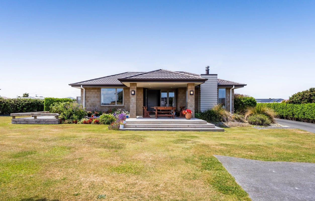5 Denby Heights, Hawera - Carousel 29