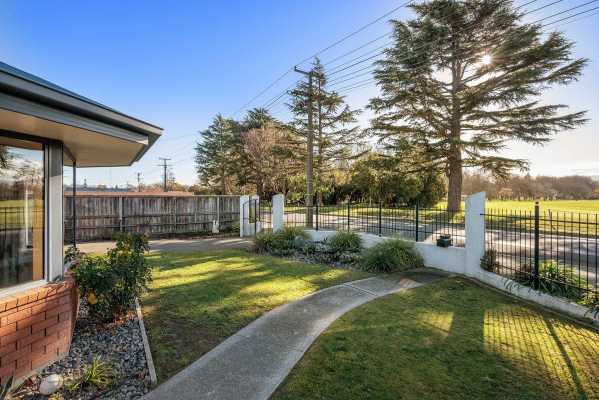 45 Parker Street, Mayfield, Blenheim - Carousel 1