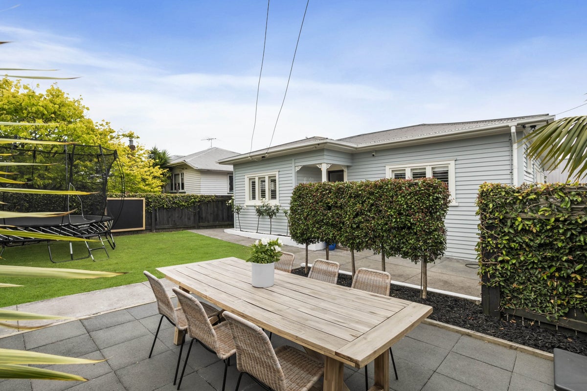 25 Haig Avenue, Mount Roskill, Auckland - Carousel 2
