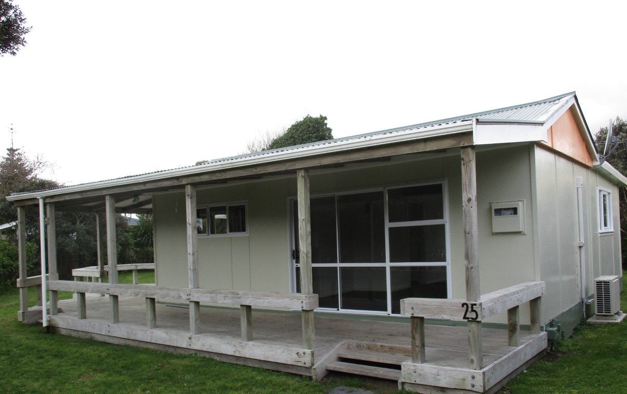 25 Heperi Street, Waikanae Beach, Waikanae - Carousel 1