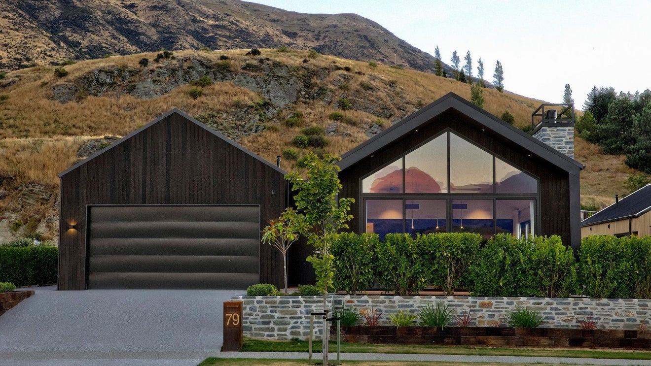 79 Kawarau Heights Boulevard, Lake Hayes, Queenstown - Carousel 1