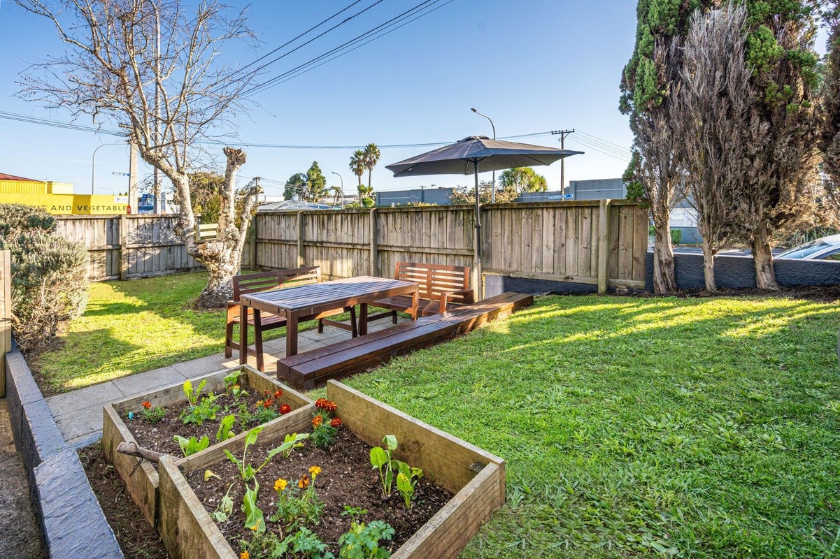 1/886 Dominion Road, Mount Roskill, Auckland - Carousel 2