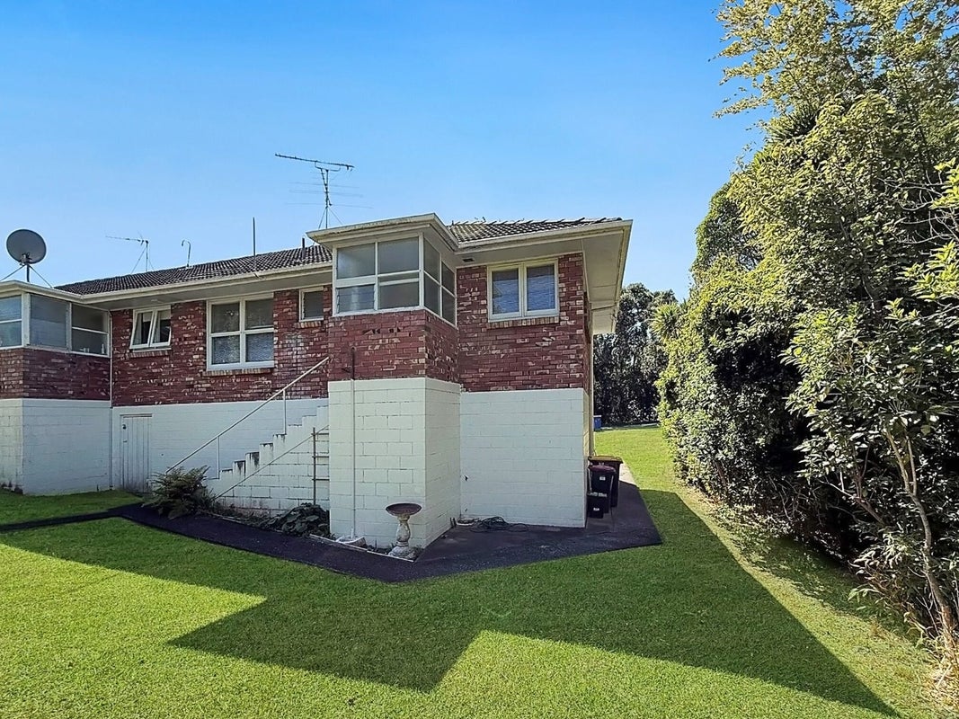 1/216 Beach Road, Campbells Bay, Auckland - Carousel 13
