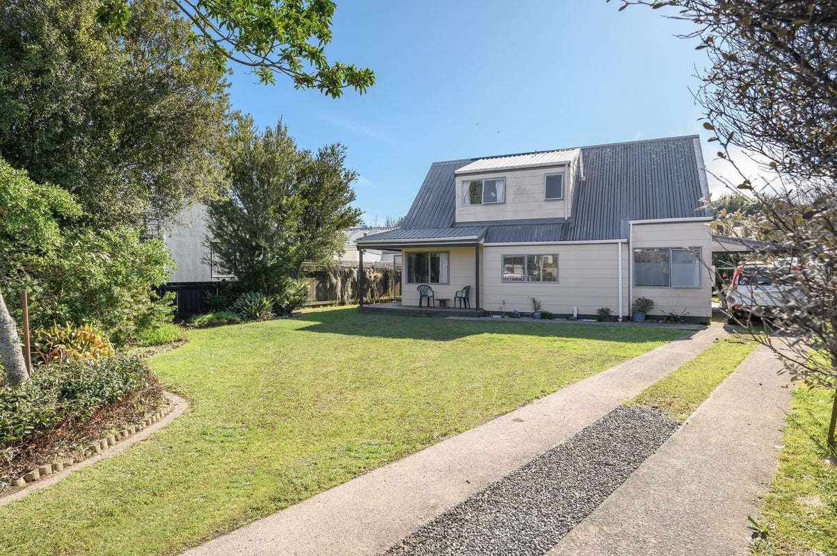 14 Solomon Street, Brookfield, Tauranga - Carousel 1