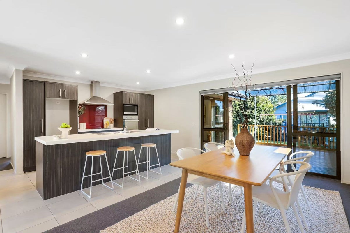 16B Kinross Street, Blockhouse Bay, Auckland - Carousel 2